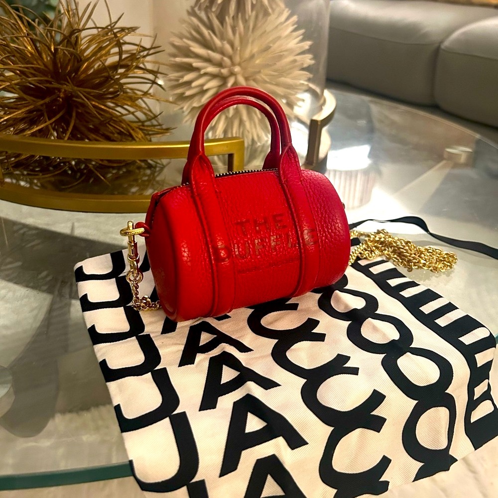 Marc Jacobs Nano Duffle – True Red Giftable Designer Mini Bag - Picture 2 of 5